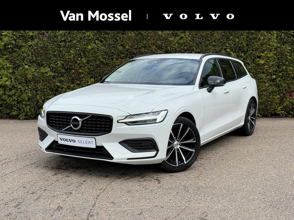 Volvo V60 B3 Momentum Advantage | Blis | Parkeer sensoren |, Auto's, 12 maanden, Euro 6, 4 cilinders, Origineel Nederlands