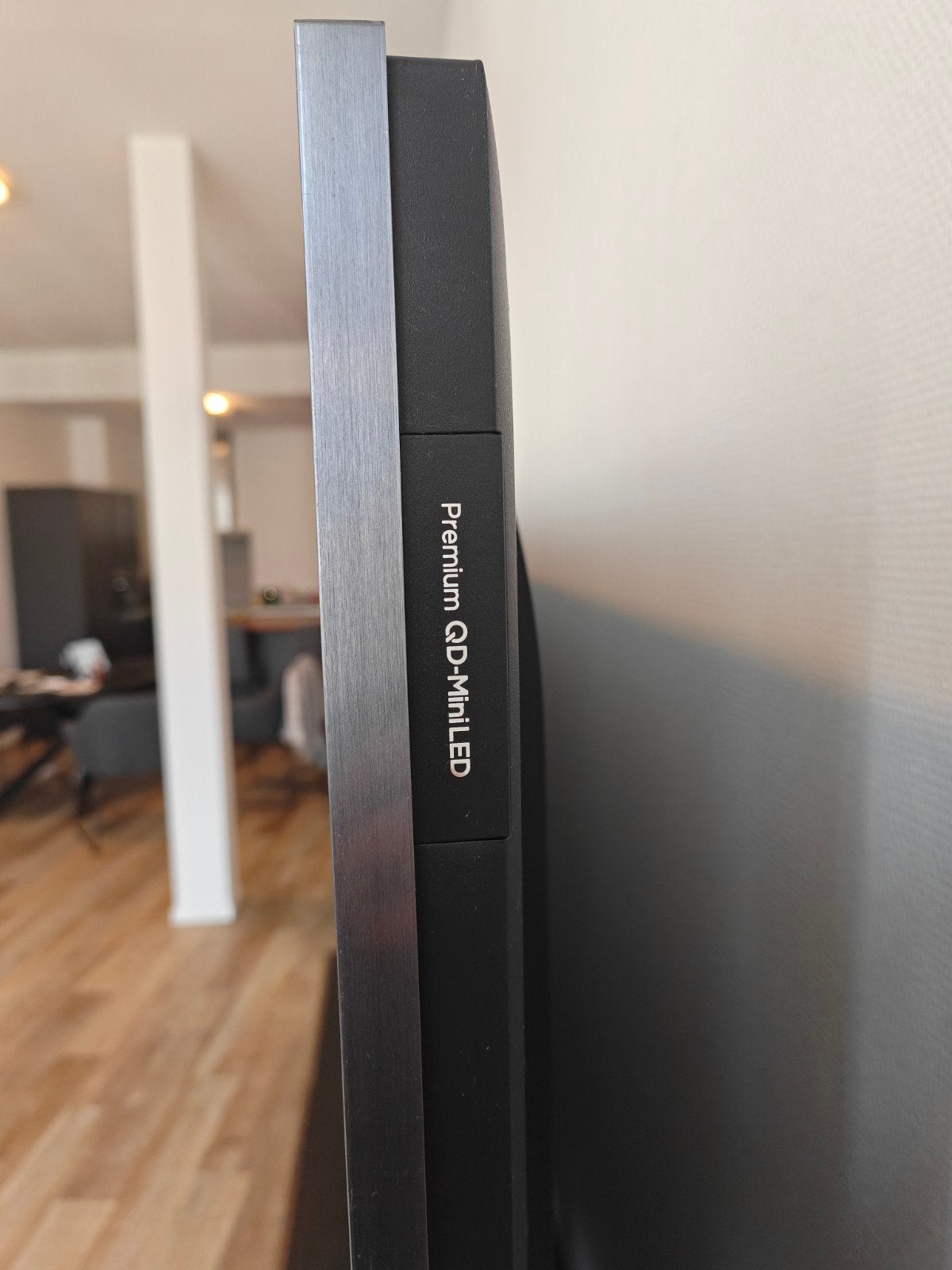 85 inch Television, inclusive of 2+ year warranty, QLED, 120 Hz, Zo goed als nieuw, 100 cm of meer