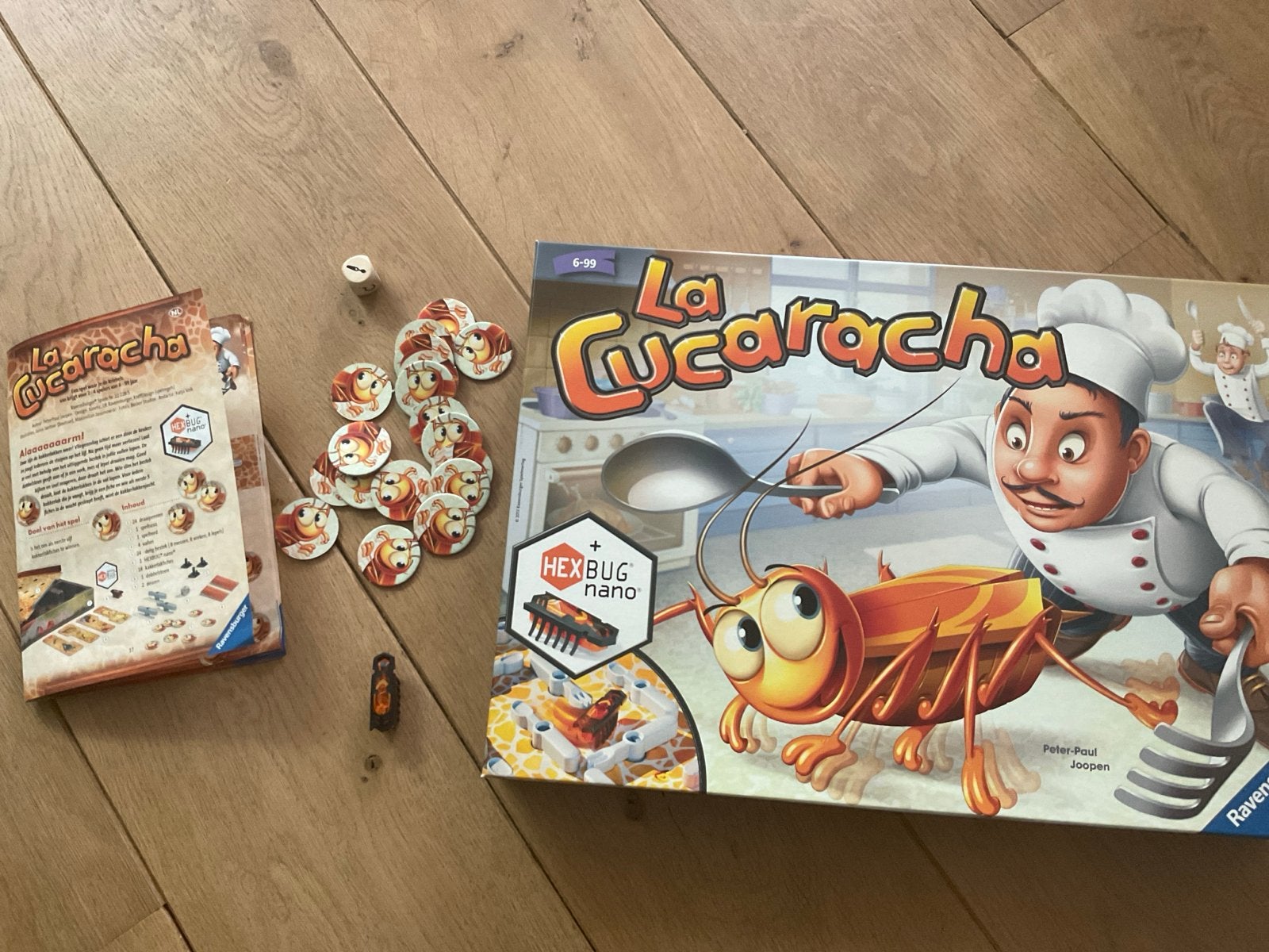 La Cucaracha bordspel met HEXBUG nano, Drie of vier spelers, Ophalen of Verzenden, Gebruikt