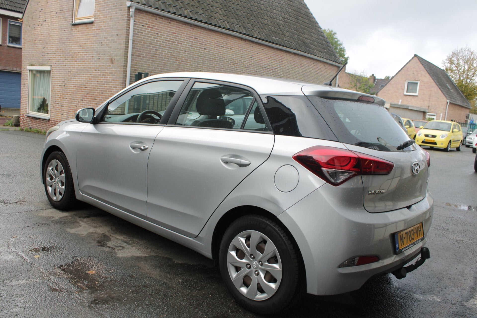 Hyundai I20 1.2 HP i-Motion / Airco / Volledig onderhouden /, Auto's, Dealer onderhouden, Euro 6, 4 cilinders, Bedrijf