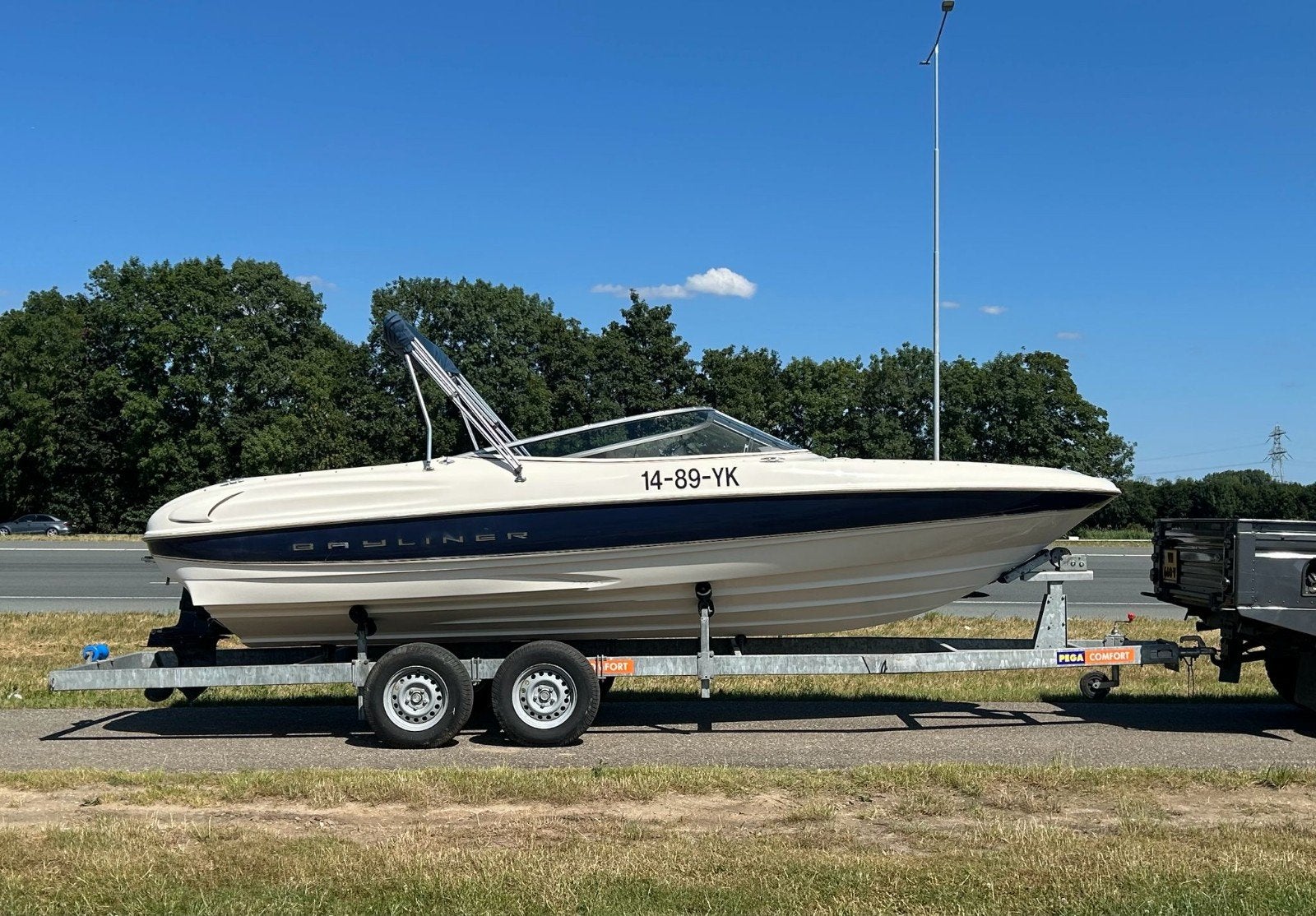 Bayliner 2050 Capri 7 persoons 3.0 met 140PK  bowrider, Ophalen, Gebruikt, Binnenboordmotor, Bayliner