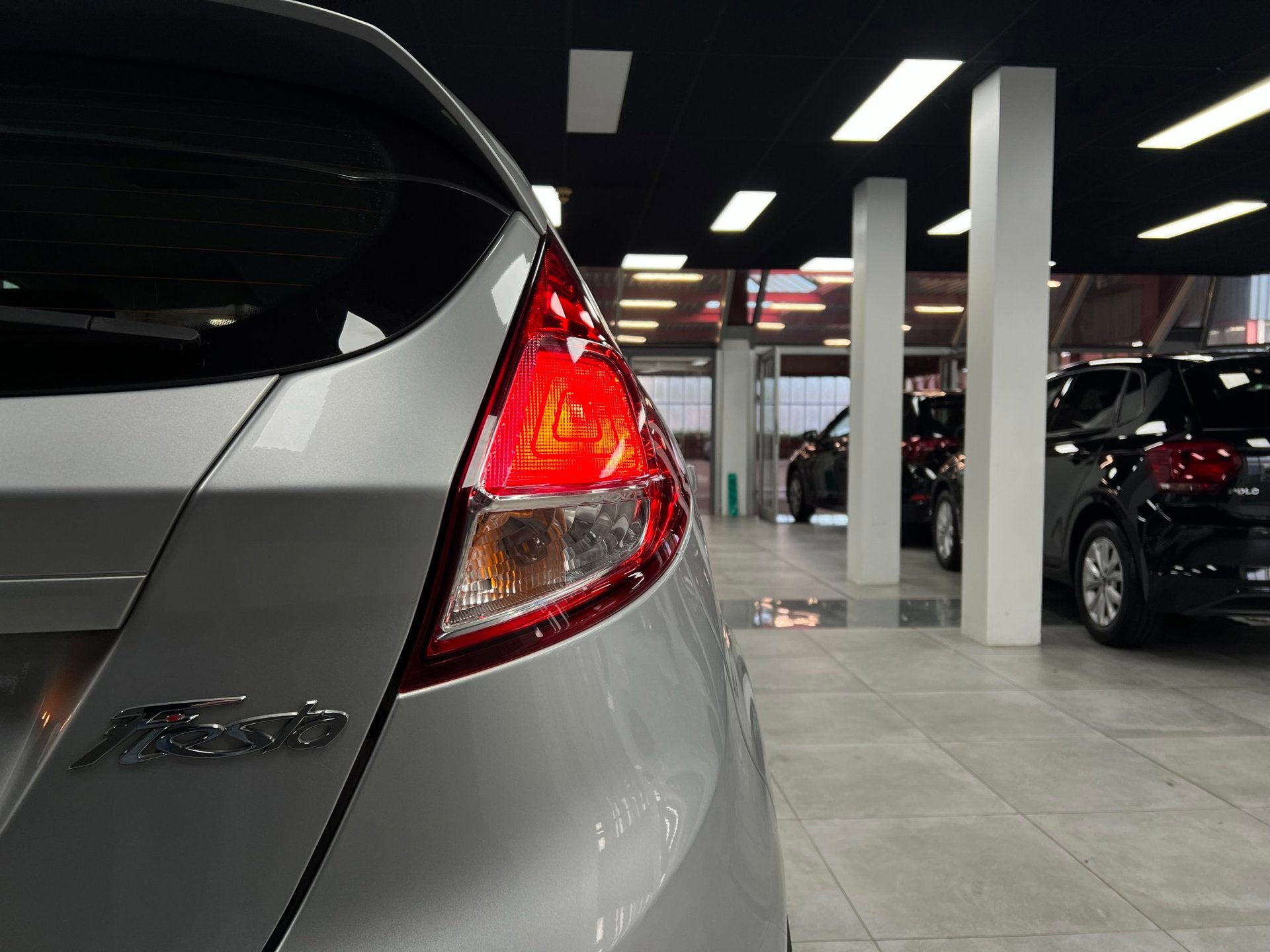 Foto 9 van Ford Fiesta 1.0 Airco | Parkeersensoren | Led