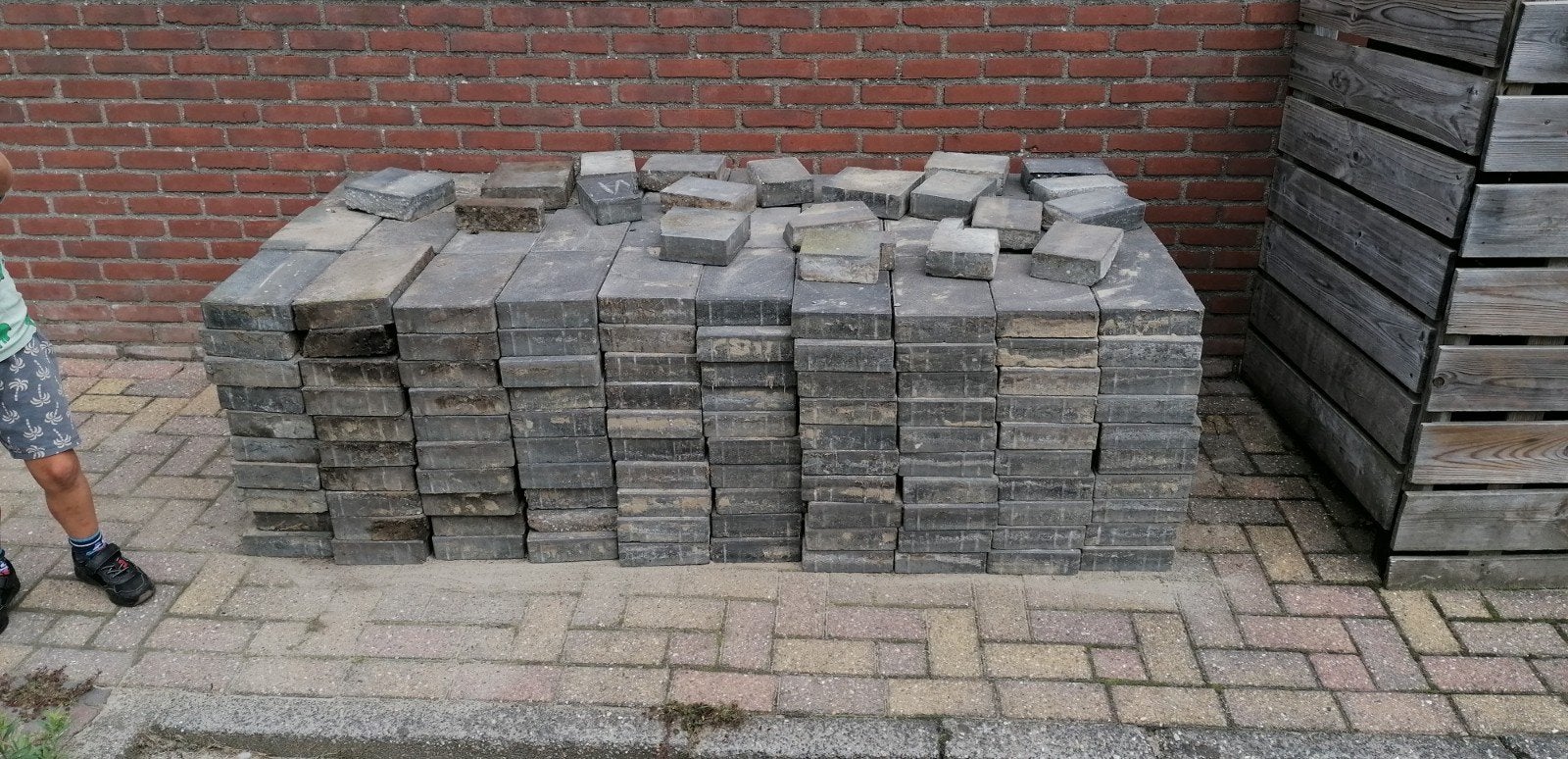 Gebruikte betonklinkers voor tuin of oprit, Tuin en Terras, Ophalen, Gebruikt, Klinkers, 10 m² of meer