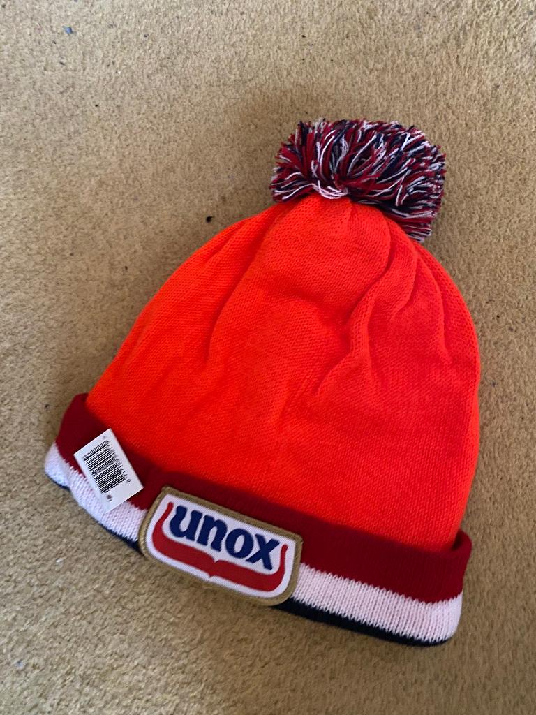 2x UNOX kindermuts 1x volwassenen, Ophalen of Verzenden, Nieuw, Overige maten, Muts