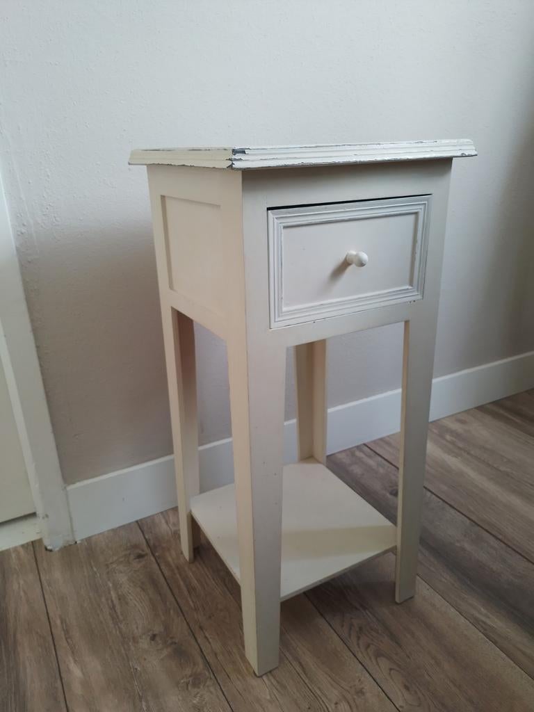 Nachtkastje  Brocante  crèmekleurig, Ophalen, Minder dan 45 cm