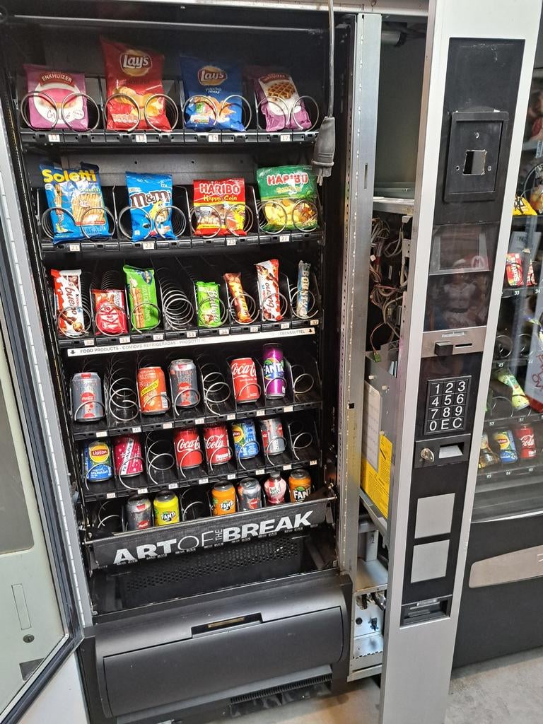 Fris / snack automaat gekoeld Necta, Ophalen
