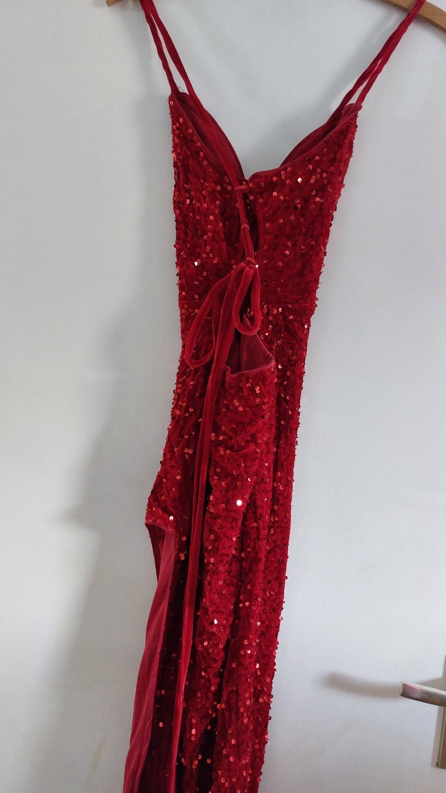 te koop rood gala jurk openbeen mt s, Ophalen of Verzenden, Zo goed als nieuw, Rood, Onder de knie