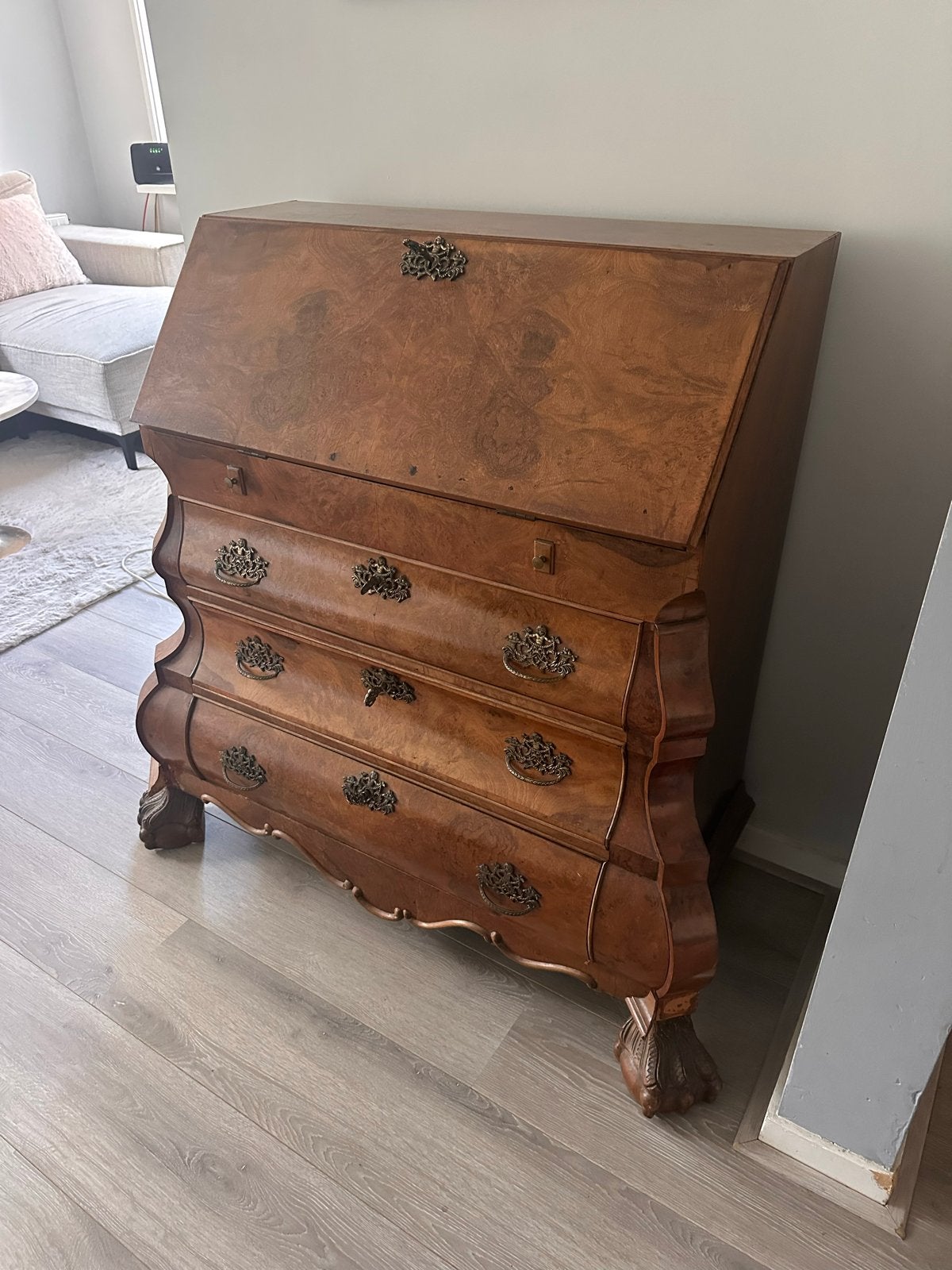 Antiek secretaire bureau met ladeblokken en sierbeslag, Ophalen