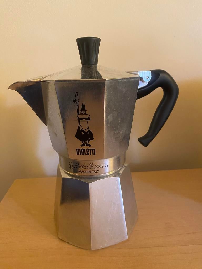 Bialetti moka 6 kops, Ophalen of Verzenden, Zo goed als nieuw