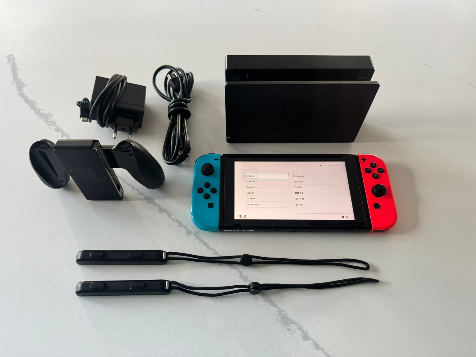 Nintendo Switch (Unpatched) met accessoires, Spelcomputers en Games, Spelcomputers | Nintendo Switch, Ophalen of Verzenden, Zo goed als nieuw