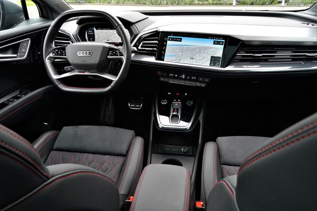 Audi Q4 Sportback e-tron 40 S-line RS-seats Pano Camera Keyl, Automaat, Achterwielaandrijving, Gebruikt, Zwart