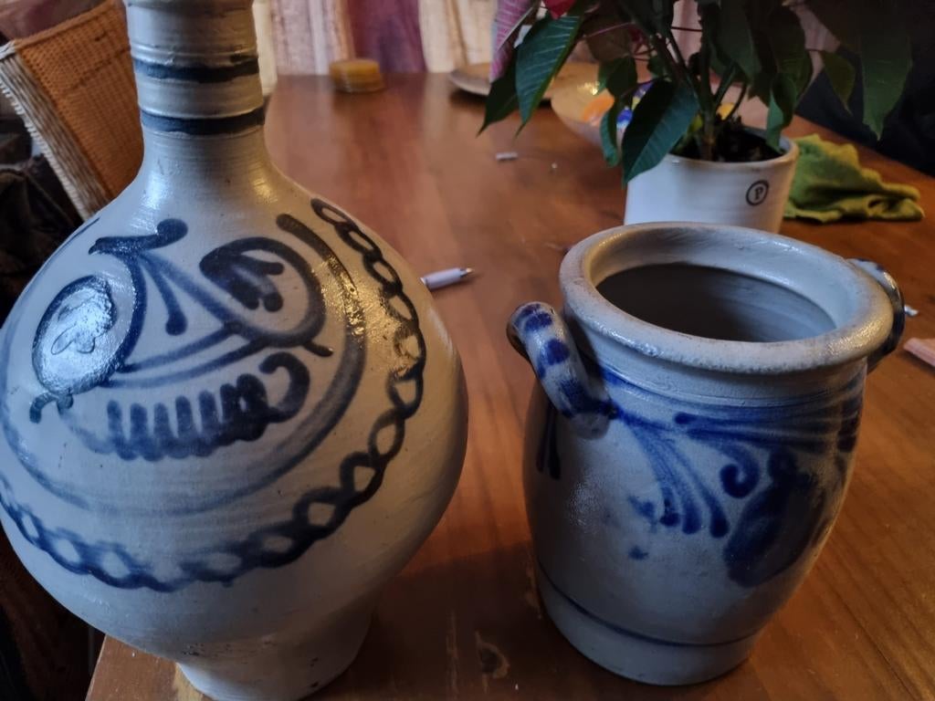 Oude kruik en pot van aardewerk, Ophalen of Verzenden