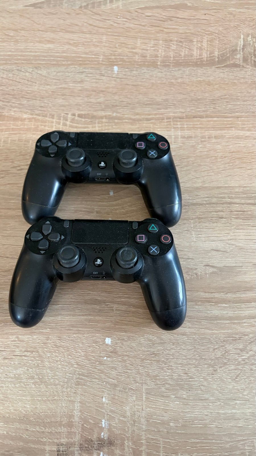 PS4 met 2 controllers (stickdrift) en oplaadstation, Spelcomputers en Games, Spelcomputers | Sony PlayStation 4, Ophalen, Gebruikt