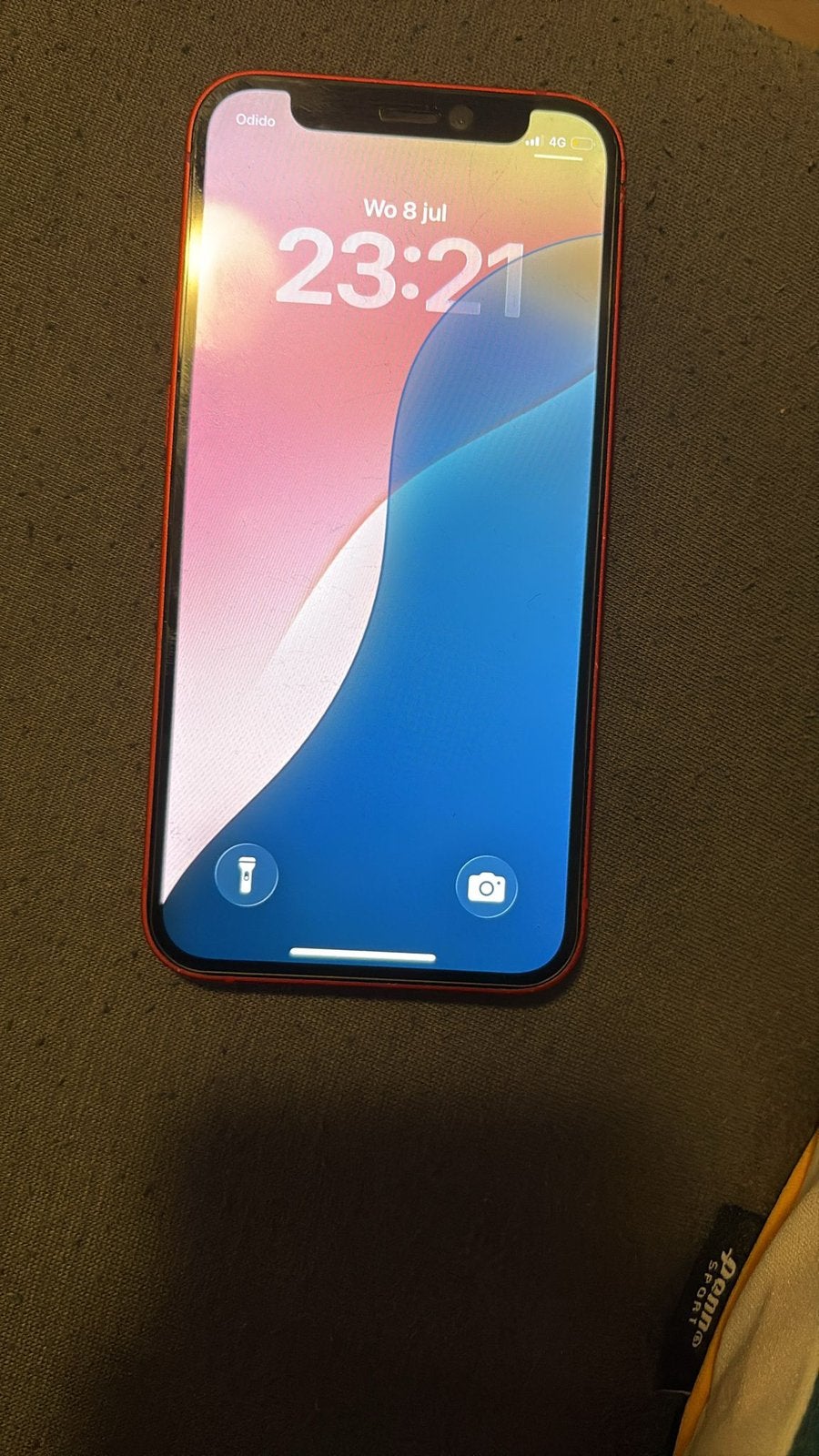 Iphone 12 mini met hoesje en screen protector, Telecommunicatie, Mobiele telefoons | Apple iPhone, IPhone 12 Mini, Ophalen of Verzenden