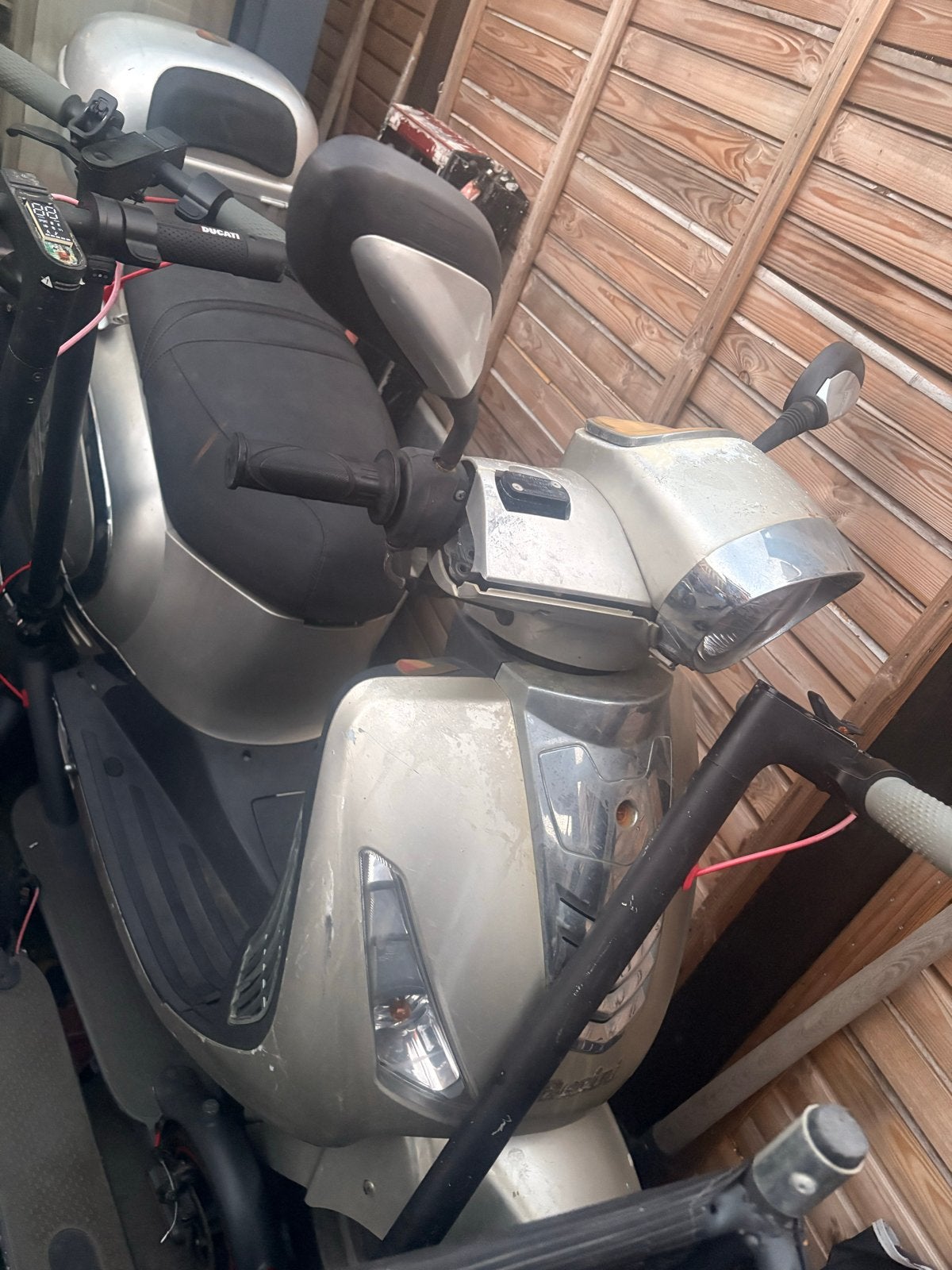 Berini Classic Scooter - Zilverkleurig, Ophalen, Gebruikt, Benzine, Overige merken