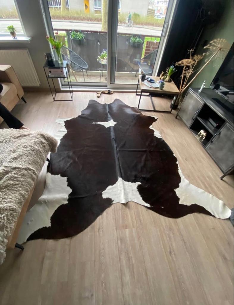 Koeienhuid Vloerkleed, Huis en Inrichting, Stoffering | Tapijten en Kleden, Ophalen, 150 tot 200 cm, 200 cm of meer, Overige vormen