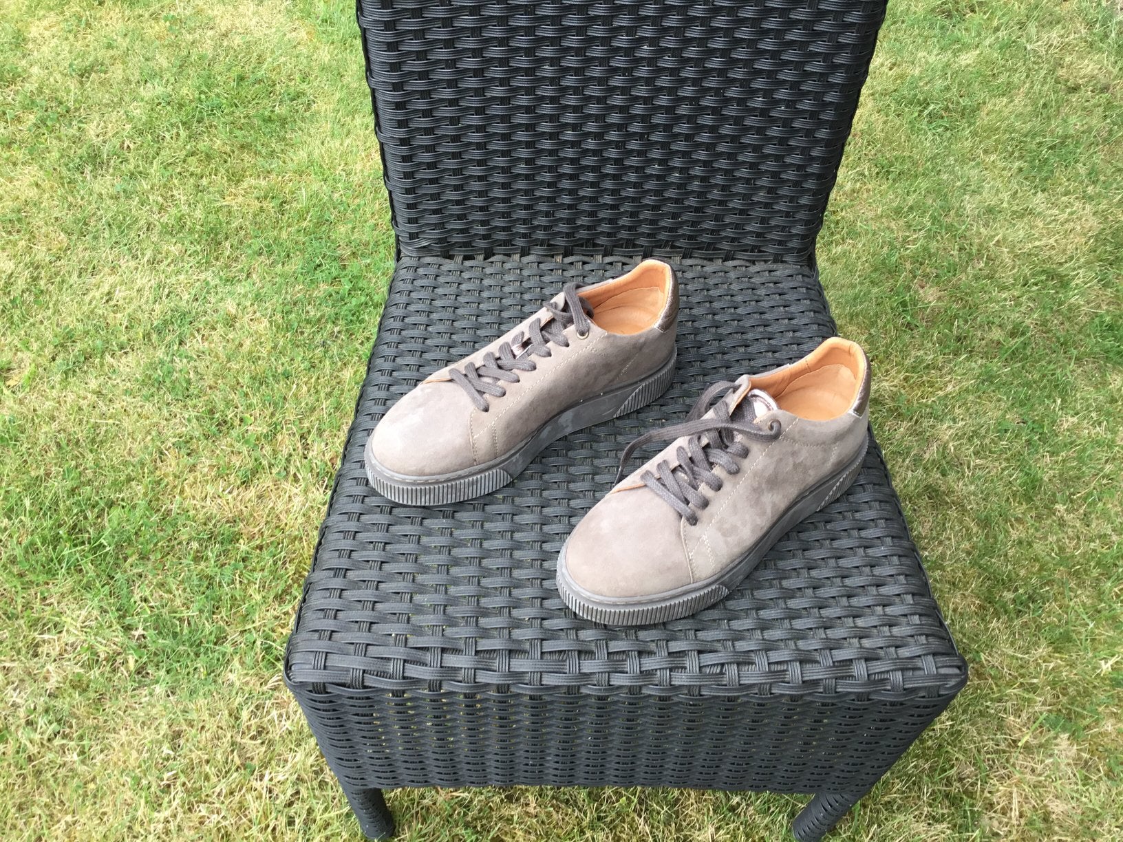 Schoenen NIEUW maat 39, Bruin, Nieuw, Ophalen of Verzenden, Sneakers of Gympen