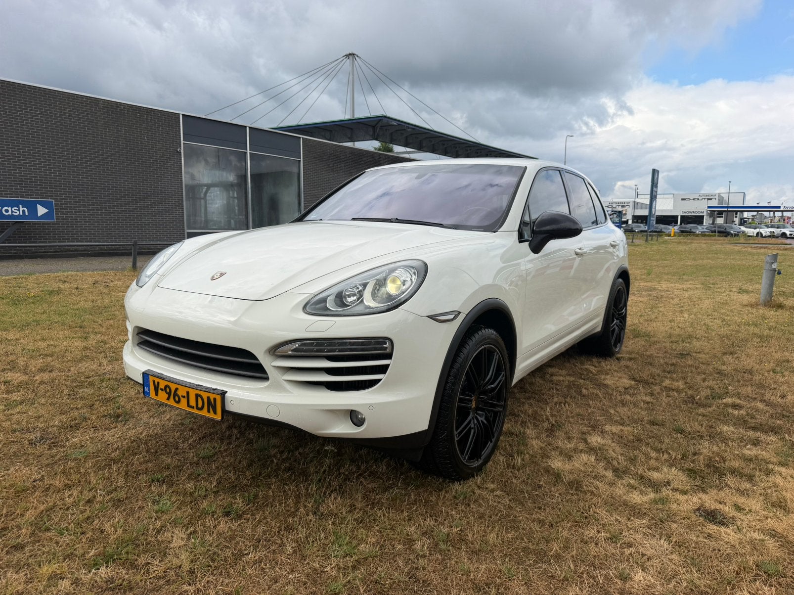 Porsche Cayenne 3.0 Diesel Auyomaat 2010 Wit, Auto's, Bestelauto's, Automaat, Zwart, Traction-control, Wit
