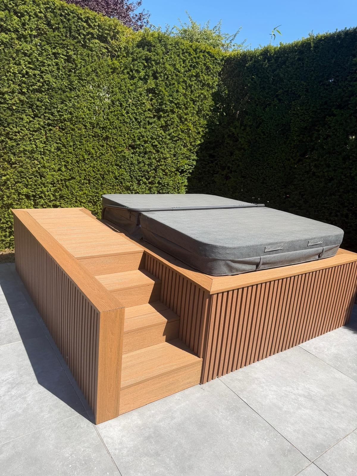 Jacuzzi ombouw (excl. jacuzzi), Ophalen, Trap