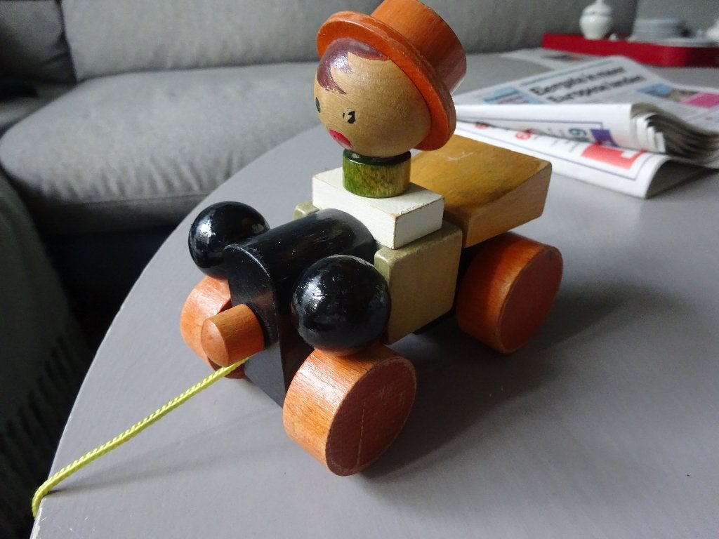 Houten hobbelauto ca 1950-60, Ophalen, Zo goed als nieuw