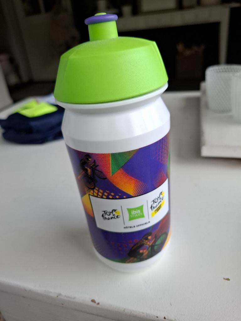 Tour de france bidon, Fietsen en Brommers, Fietsaccessoires | Fietskleding, Bovenkleding, Ophalen of Verzenden