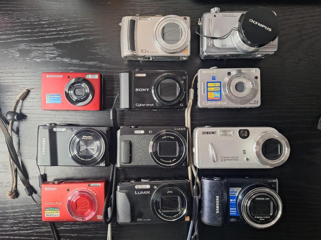 Kleine Collectie Digitale Foto Camera's [ Retro / Vintage ], Canon, Compact, Ophalen of Verzenden, Zo goed als nieuw