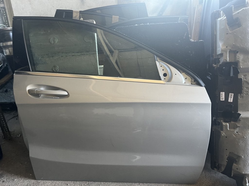Linksvoor Deur W176 A Klasse Compleet Zilver, Auto-onderdelen, Carrosserie en Plaatwerk, Niet ingevuld, Gebruikt, Deur, Mercedes-Benz
