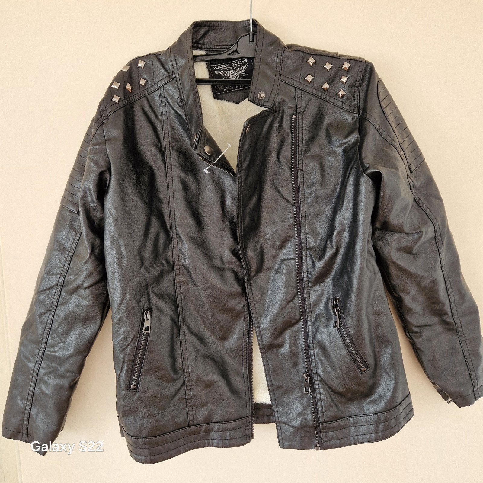Stoere Zwarte jas van Zara, Ophalen of Verzenden, Zo goed als nieuw, Jasje, Maat 36 (S)