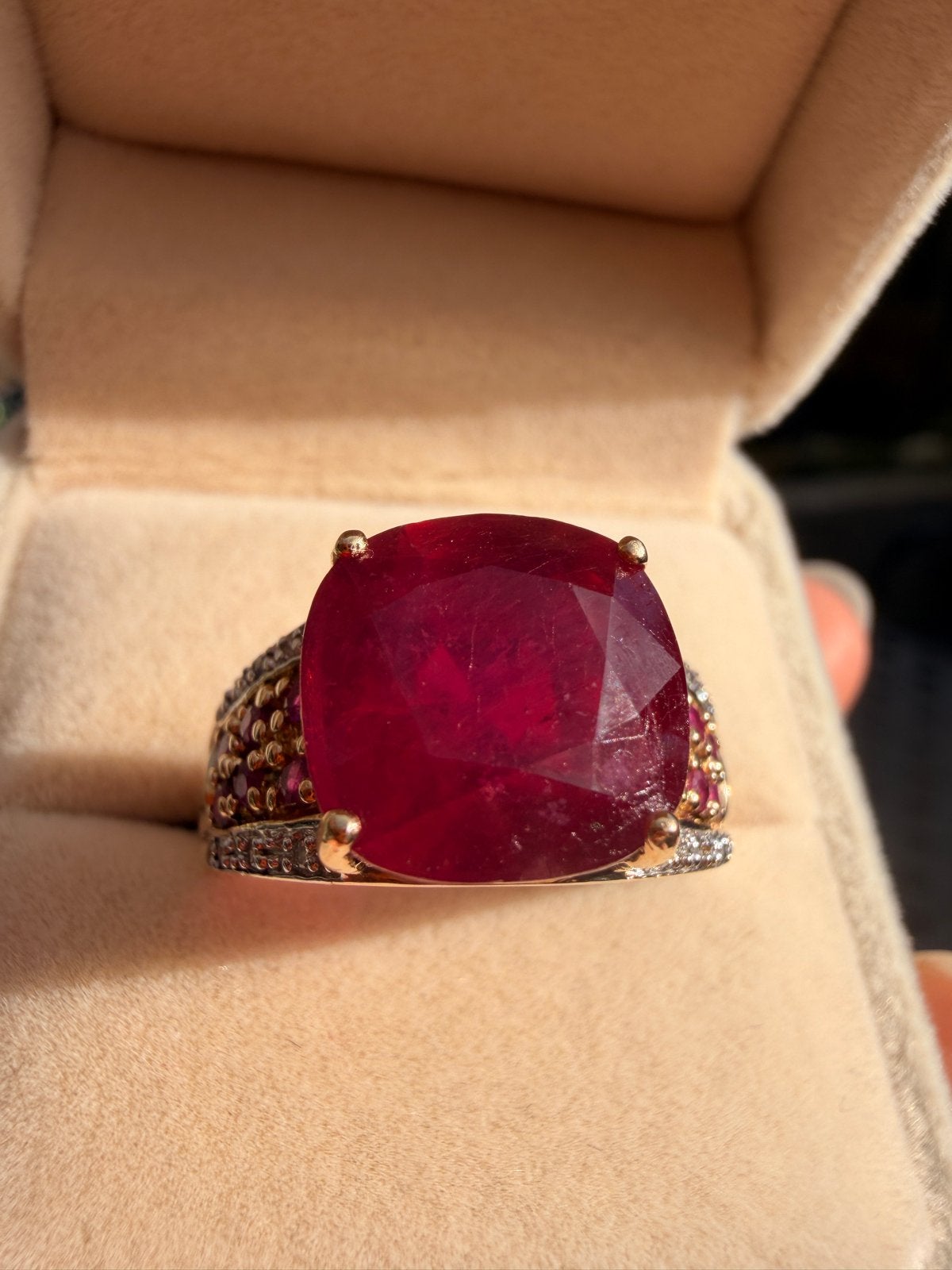 14k Gouden Ring met Robijn en Diamanten (EU 66), Gebruikt, 20 of groter, Ophalen of Verzenden, Met edelsteen