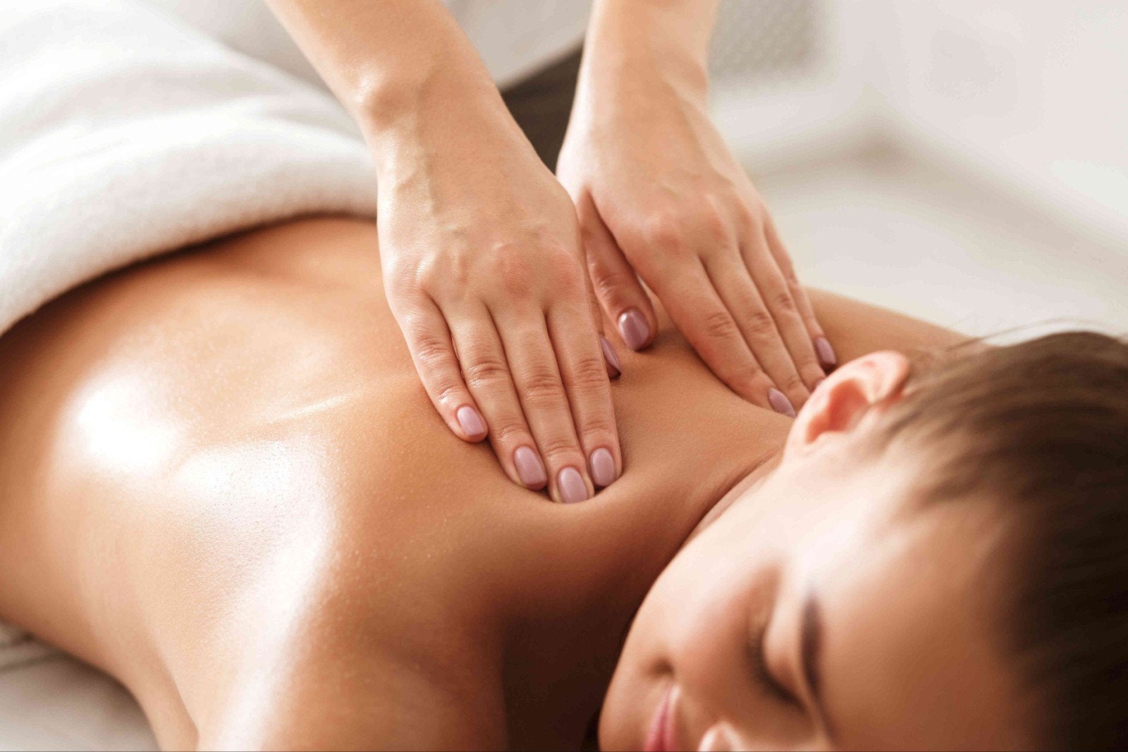 Massage aanbieding – 20 minuten voor slechts €15, Diensten en Vakmensen, Ontspanningsmassage