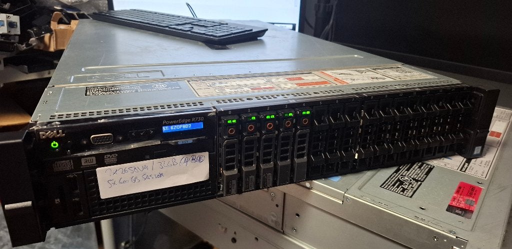 Dell Poweredge R730xd 16 bay met 24 cores, Computers en Software, Dell, 2 tot 3 Ghz, Hot swappable onderdelen, Refurbished