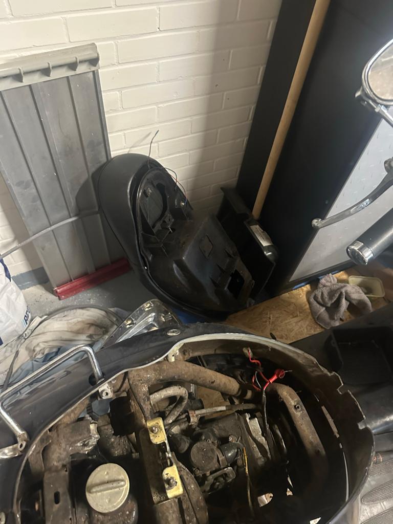 Fosti Retro Scooter - Opknapper/Onderdelen, Ophalen of Verzenden, Gebruikt, Maximaal 25 km/u, Benzine