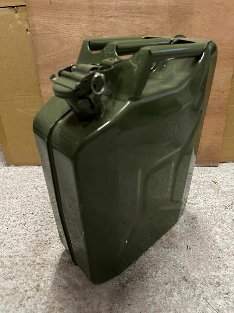 Metalen 20 liter brandstof Jerrycan, Ophalen of Verzenden, Gebruikt