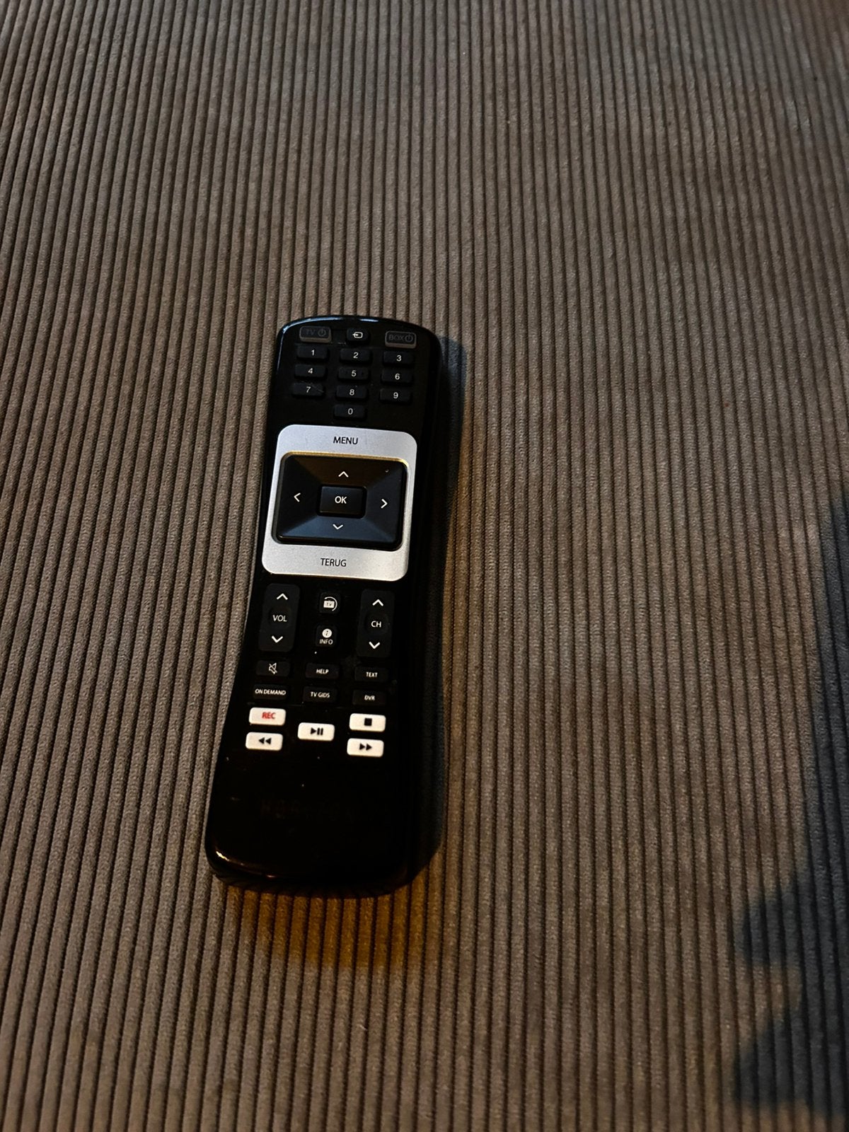 Ziggo Horizon afstandsbediening met QWERTY toetsenbord, Ophalen of Verzenden, Zo goed als nieuw, Zwart
