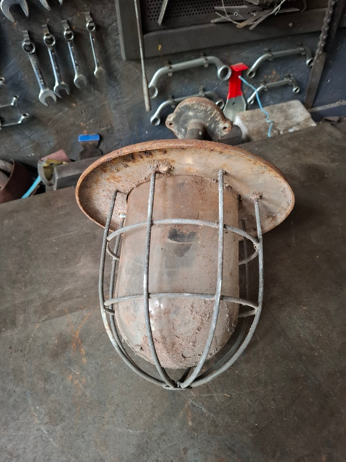 Antieke gietijzeren buitenlamp - originele staat, Ophalen