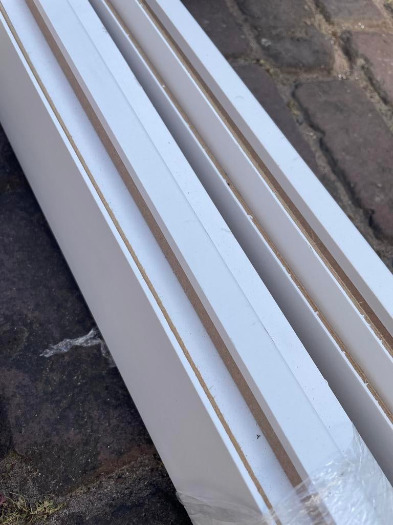 Nieuwe Hornbach overzetplinten, 12 stuks (28,8 meter), Ophalen, Zo goed als nieuw, Mdf, 200 tot 250 cm