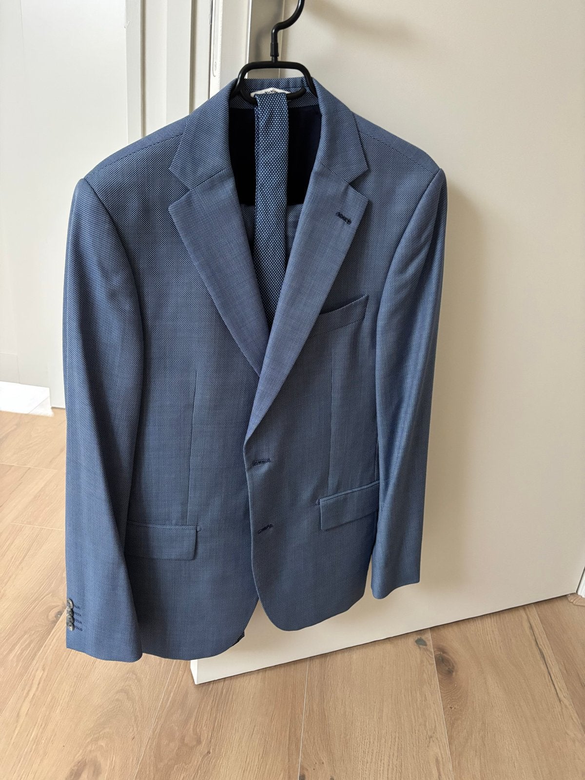 Van Gils Pak - Blauw, Maat 48 (M), Kleding | Heren, Kostuums en Colberts, Zo goed als nieuw, Maat 48/50 (M), Blauw, Ophalen