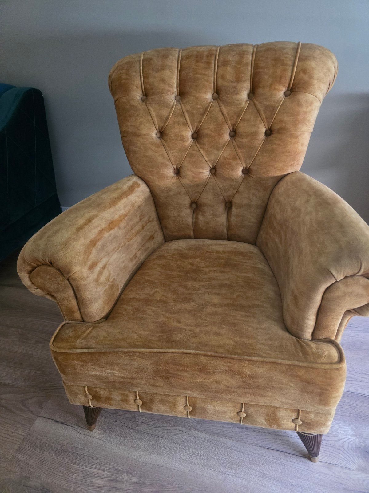 Comfortabele fauteuil met knopen, Ophalen, Gebruikt, Klassiek, Comfortabel, 75 tot 100 cm