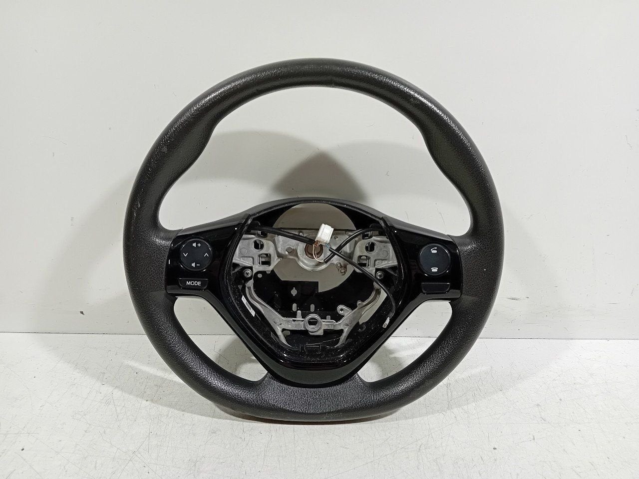 Stuur Peugeot 108, Auto-onderdelen, Onderdelen@venauto.nl, Van der Ven Autorecycling B.V., Gebruikt, Ettenseweg 76, 4706 PB Roosendaal, The Netherlands