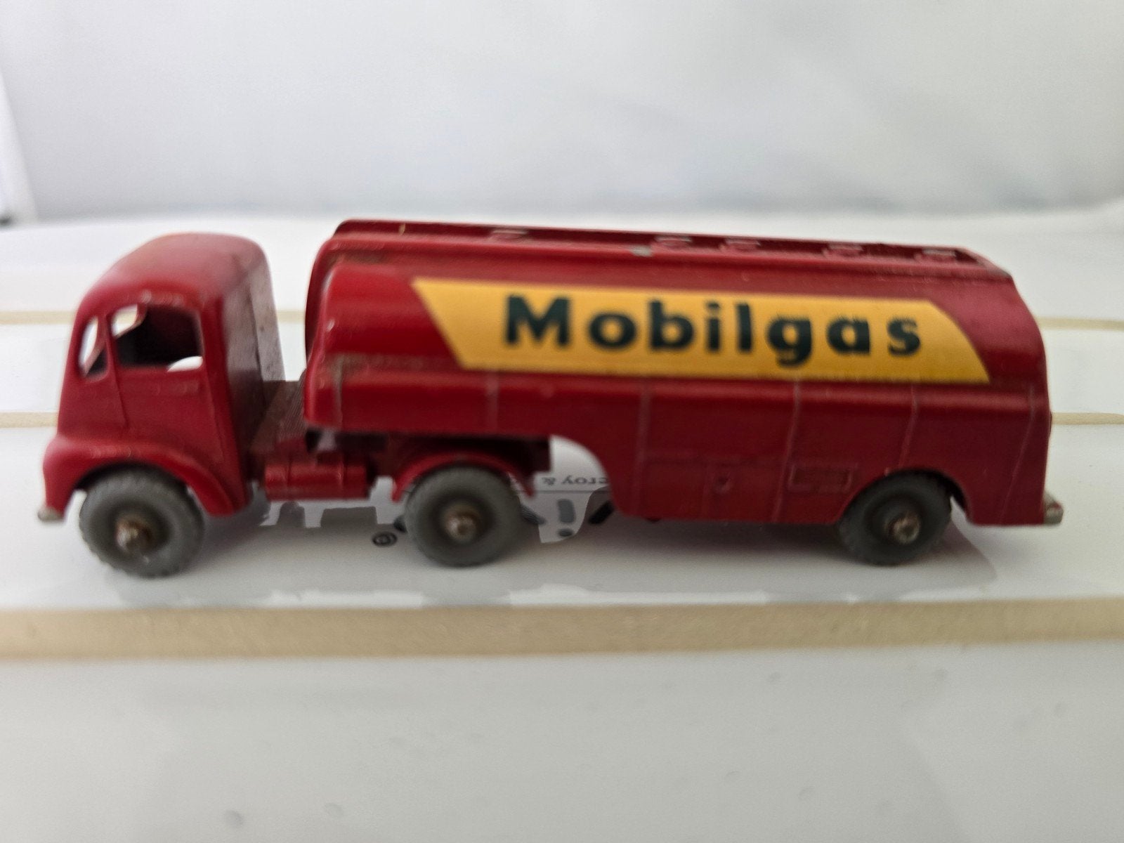Vintage Mobilgas Tankwagen matchbox/lesney m8a1, Ophalen of Verzenden
