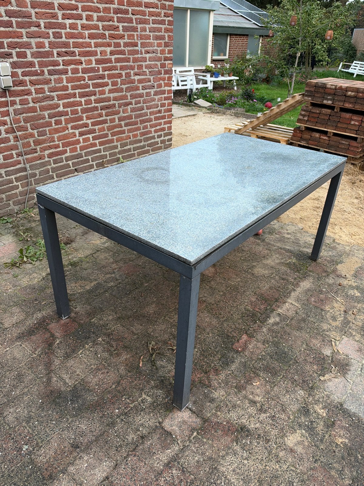 Tuin-/eettafel met granieten blad, Tuin en Terras, Ophalen, Gebruikt, Rechthoekig, Metaal