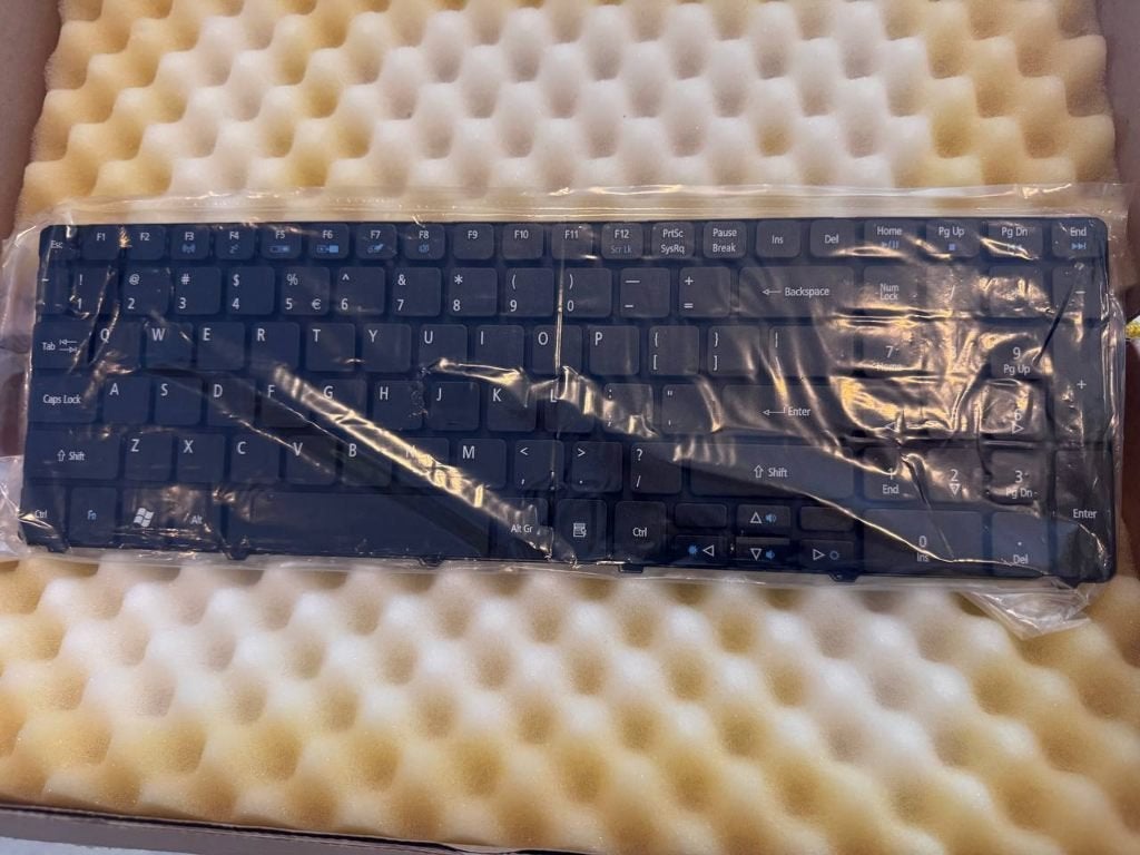 Laptop toetsenbord (Quanta / Sunrex), Nieuw, Ophalen of Verzenden, Qwerty, Numeriek gedeelte