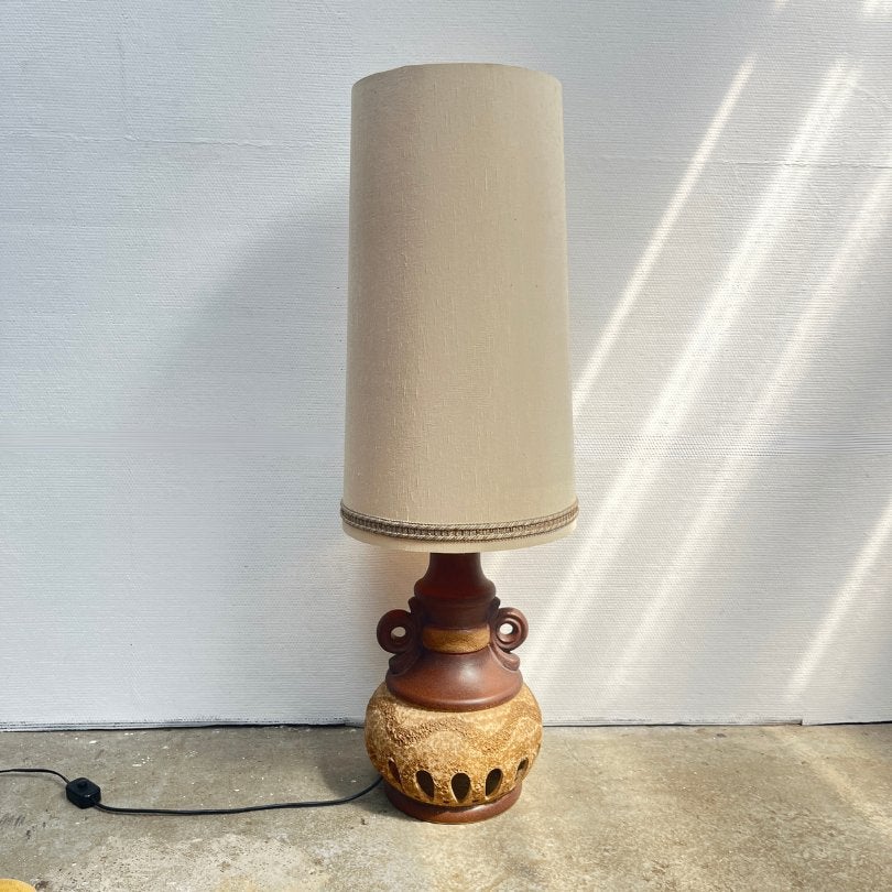 Vintage vloerlamp keramiek Fat Lava naturel voet verlicht, Ophalen, 100 tot 150 cm, Vintage, midcentury, Onbekend