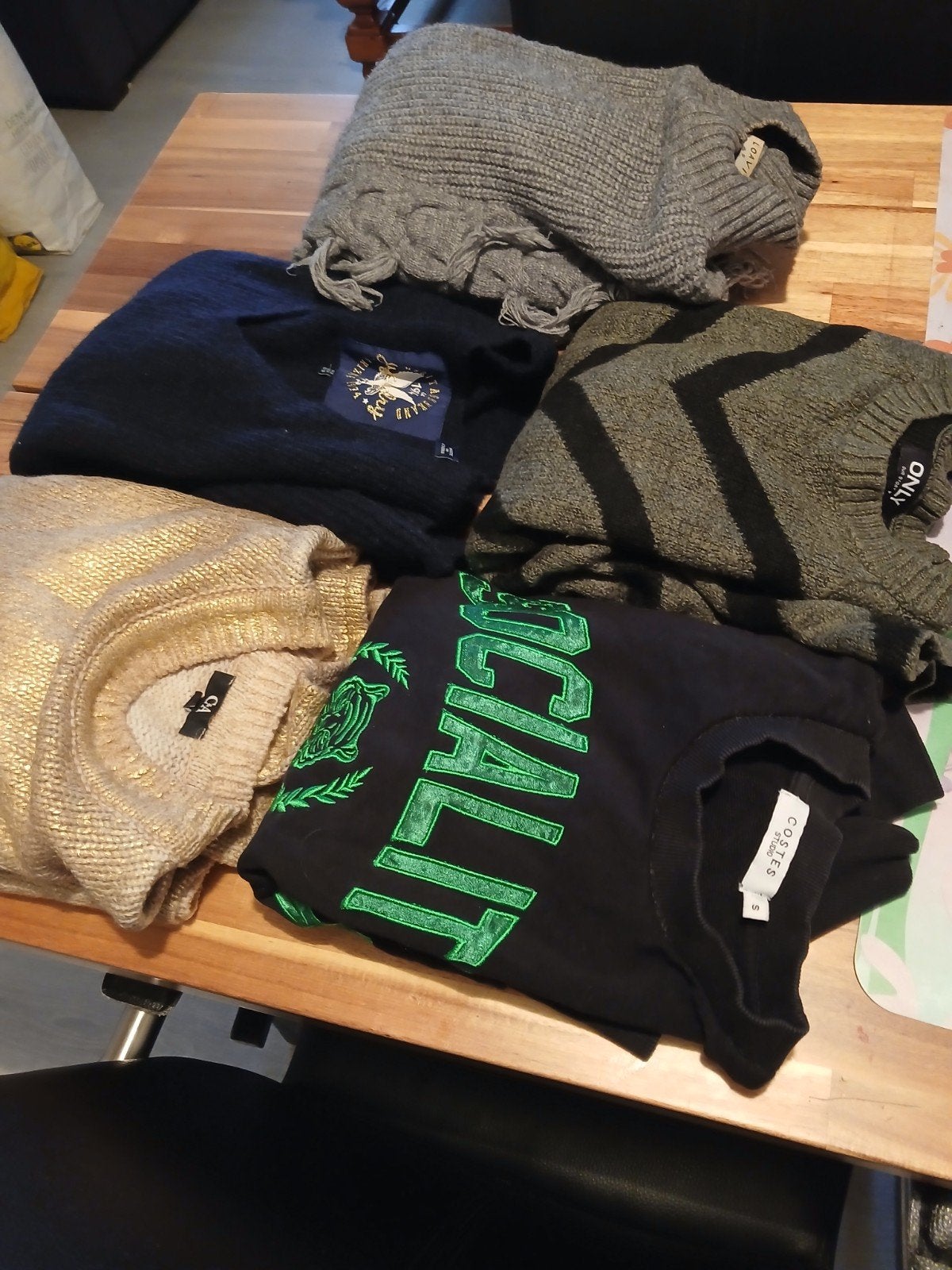 5 truien maat S - Diverse stijlen en kleuren, Ophalen, Zo goed als nieuw, Maat 36 (S), Meerkleurig
