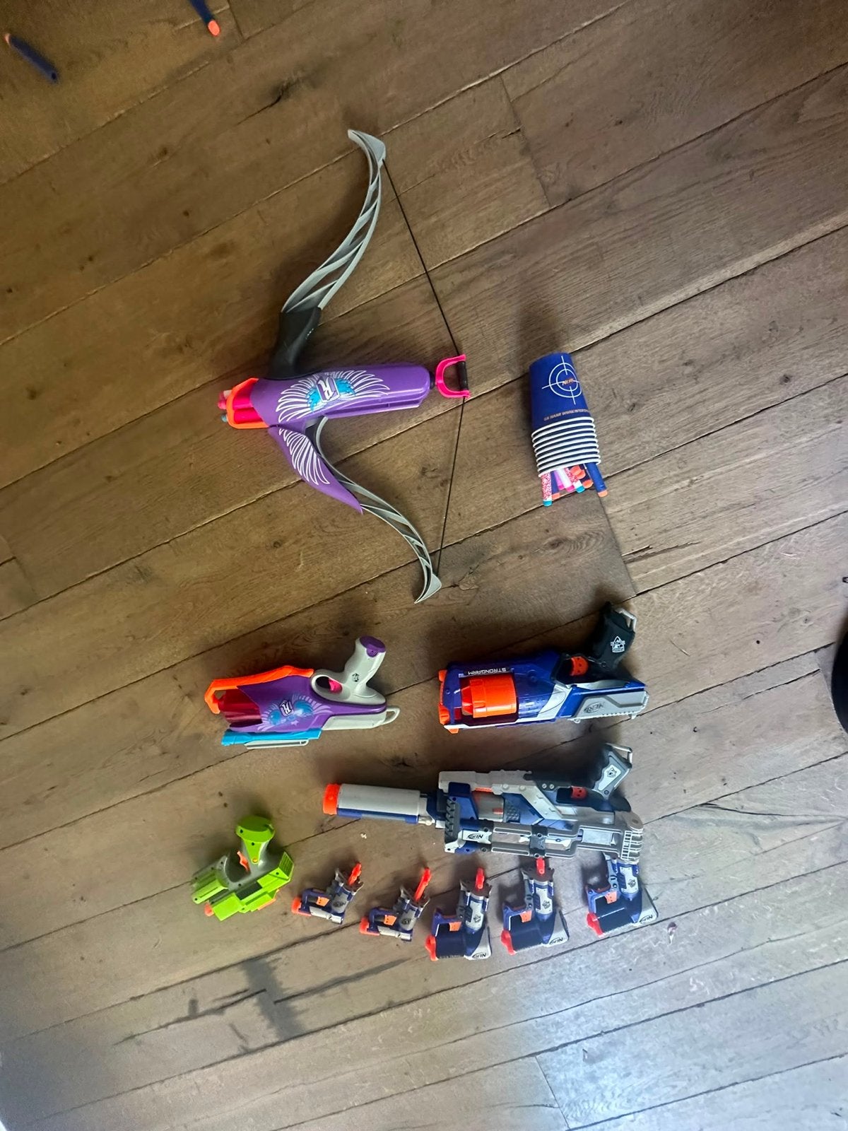 Nerf pistolen + pijl&boog pijltjes +bekers ook los te koop, Ophalen of Verzenden, Gebruikt, Jongen of Meisje