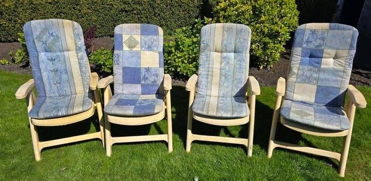 Tuinset Flair, 4 stoelen plus kussens, Tuin en Terras, Tuinstoelen, Ophalen, Gebruikt, Kunststof, Inklapbaar