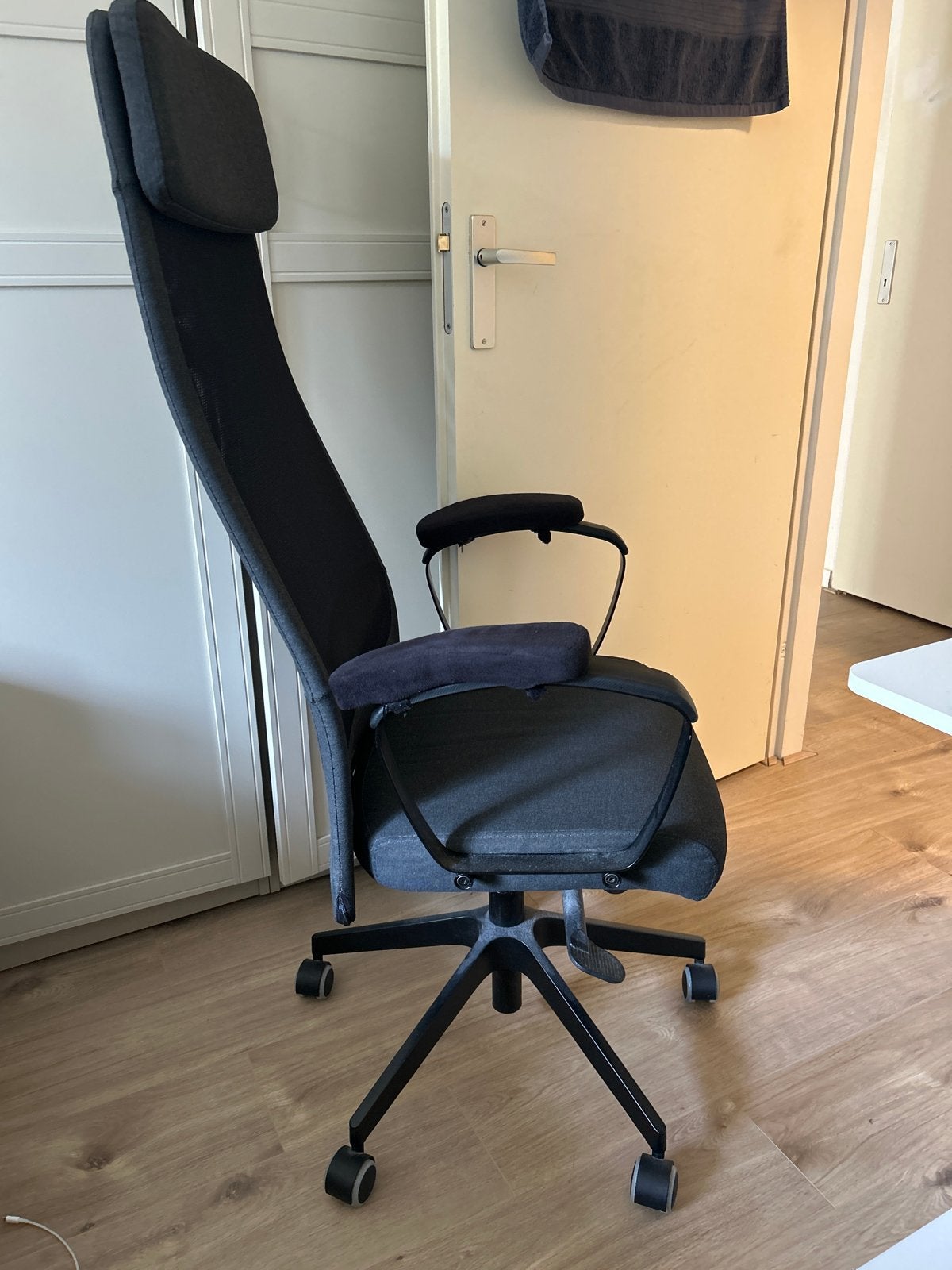 IKEA MARKUS Bureaustoel, Huis en Inrichting, Bureaustoelen, Ophalen, Gebruikt, Grijs, Bureaustoel