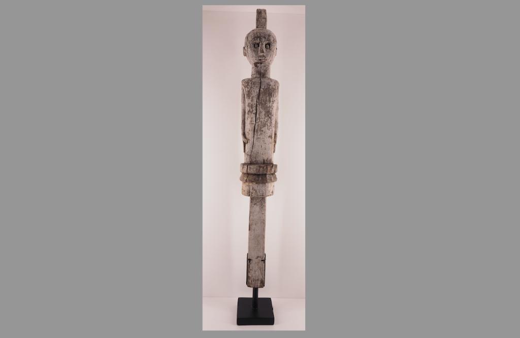 102cm groot Kaduma houtsnijwerk Sumba Indonesie (250927-02), Antiek en Kunst, Ophalen of Verzenden