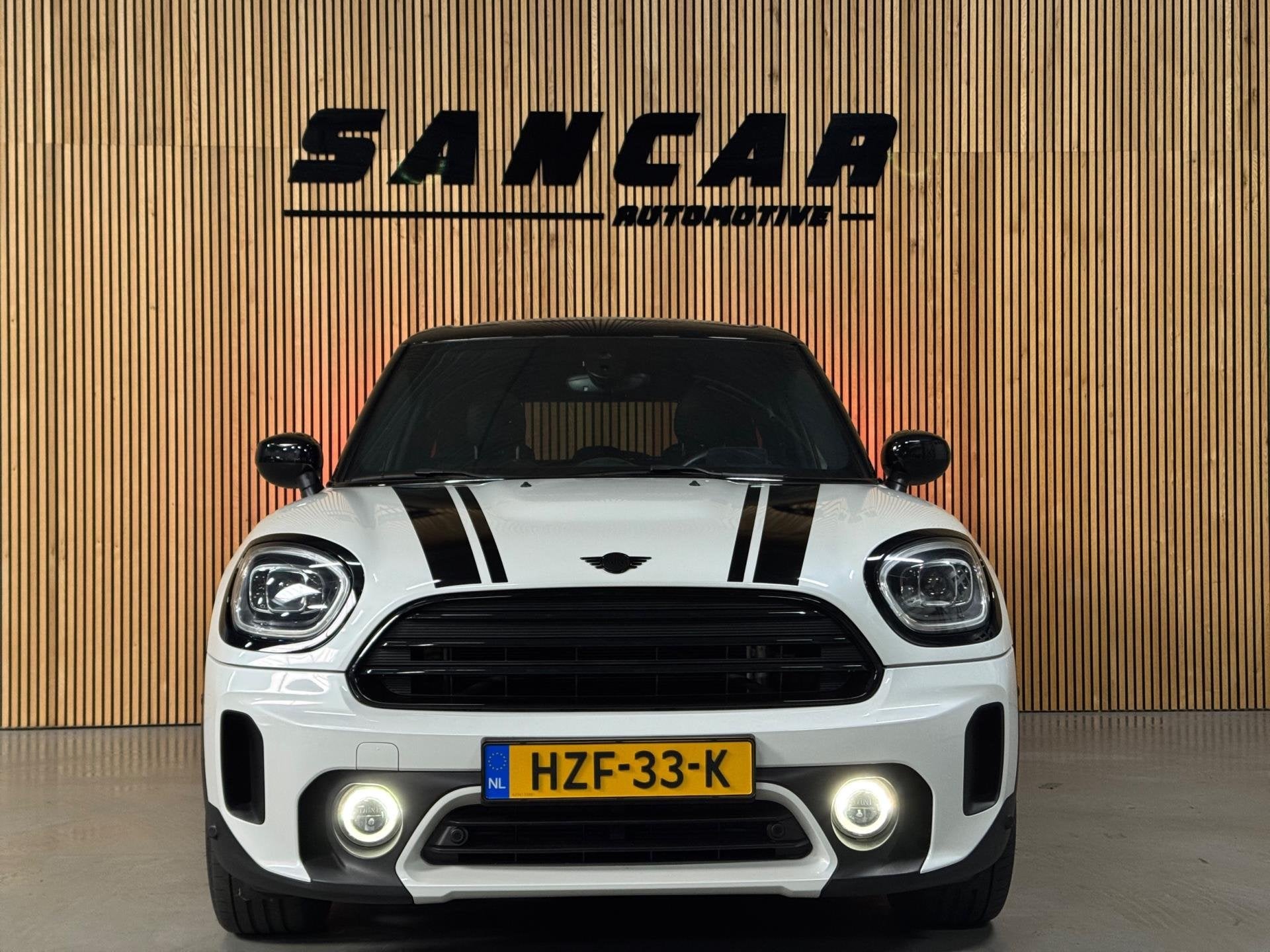 Mini Countryman 1.5 Cooper John Cooper Works, Auto's, Dealer onderhouden, 136 pk, Gebruikt, Zwart