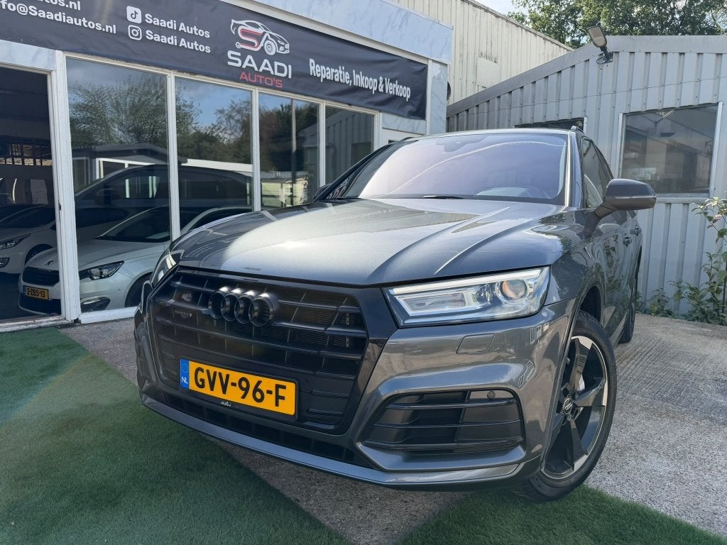 Audi Q5 50 Tfsi e Quattro 299pk S Tronic 2020 Grijs, Auto's, 2005 kg, 1750 kg, Zwart, Plug-in hybride